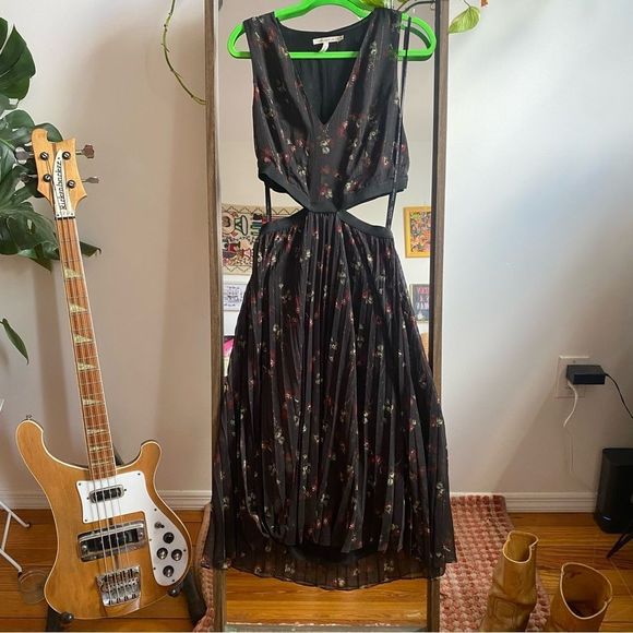 Avec Les Filles Metallic Floral Pleat Cutout Midi Dress Black Medium - Picture 2 of 5